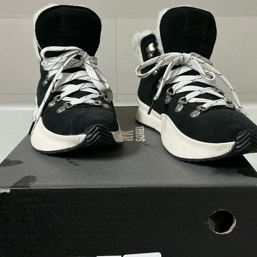 Sorel Black and White Winter Boots
